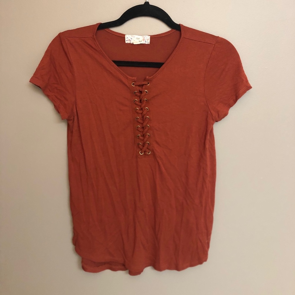 burnt orange t shirt
